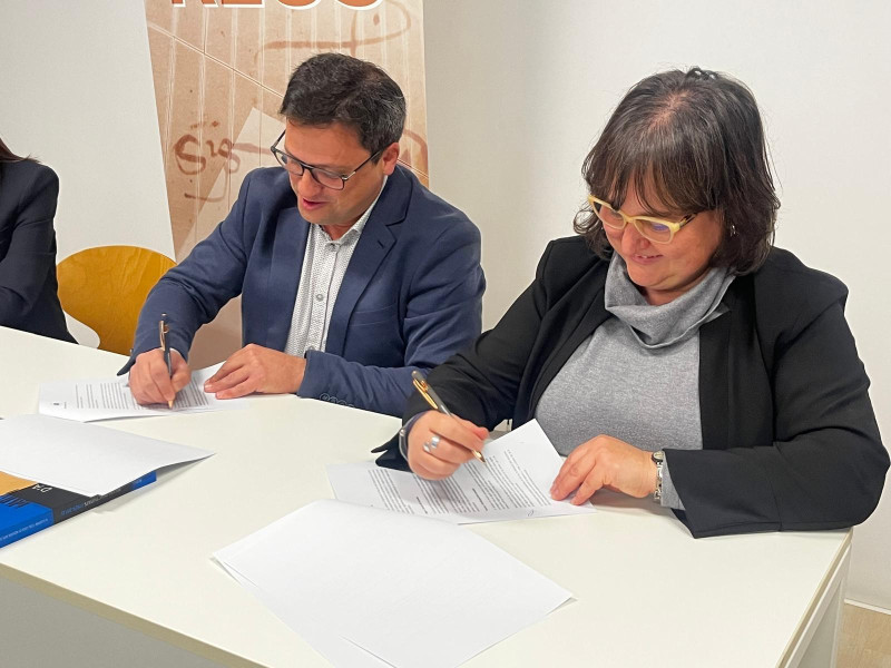 El degà, Sergi Guillèn, i la regidora de Bon Govern, Participació i Transparència, Montserrat Flores