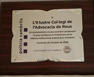La Policia Local de Cambrils reconeix la tasca del Col·legi de l’Advocacia de Reus